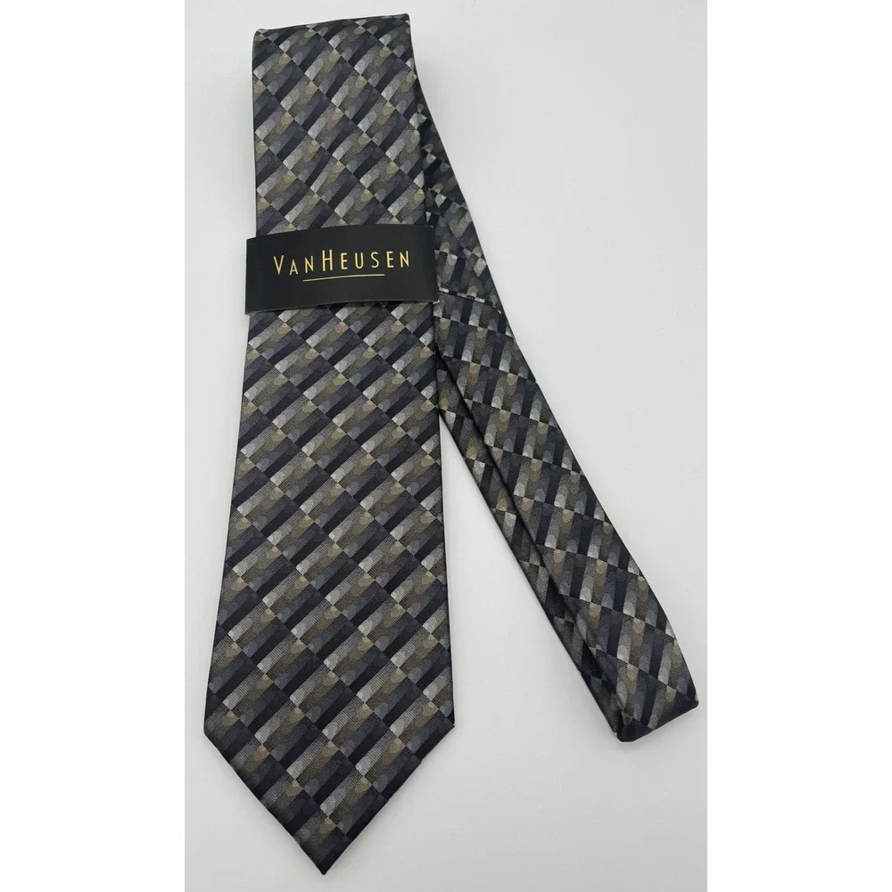New Van Huesen Hand Made Stain Resistant Tie 59
